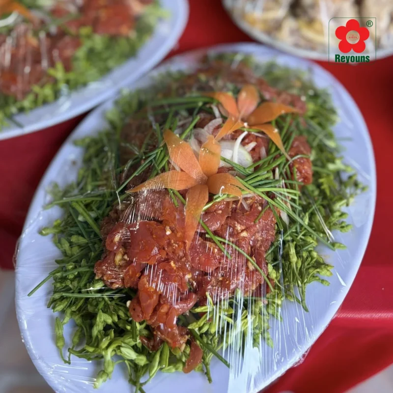 Màng bọc thực phẩm làm từ gì? Loại màng bọc nào an toàn