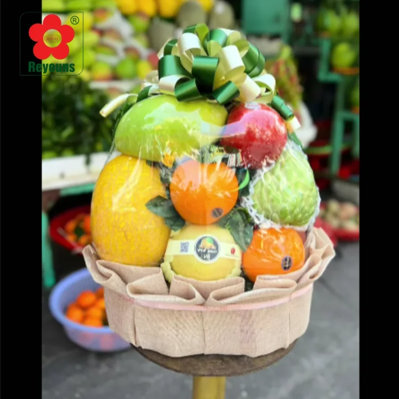 Hướng dẫn cách bọc giỏ hoa quả bằng màng bọc thực phẩm dễ làm