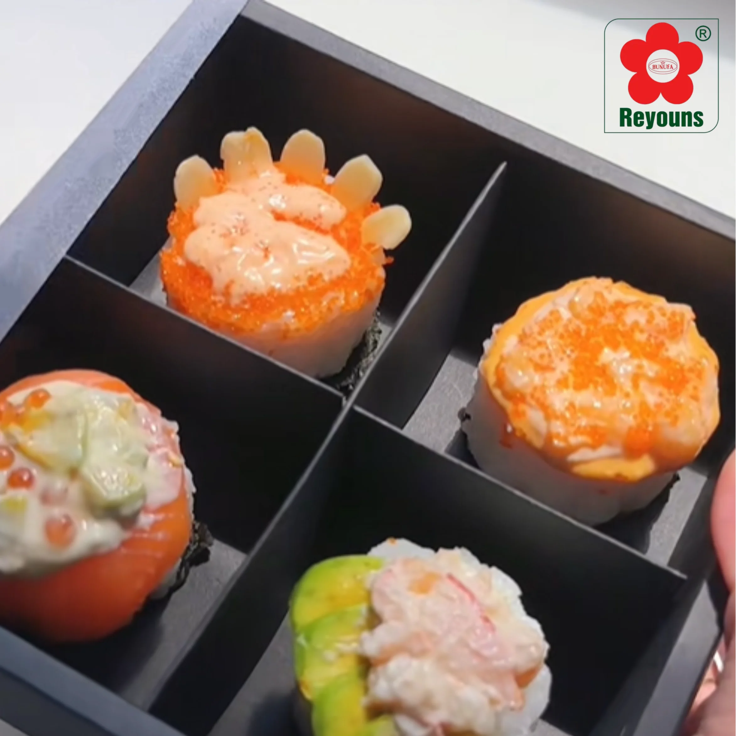 Bánh trung thu sushi có gì đặc biệt? Xu hướng mới lạ thu hút giới trẻ