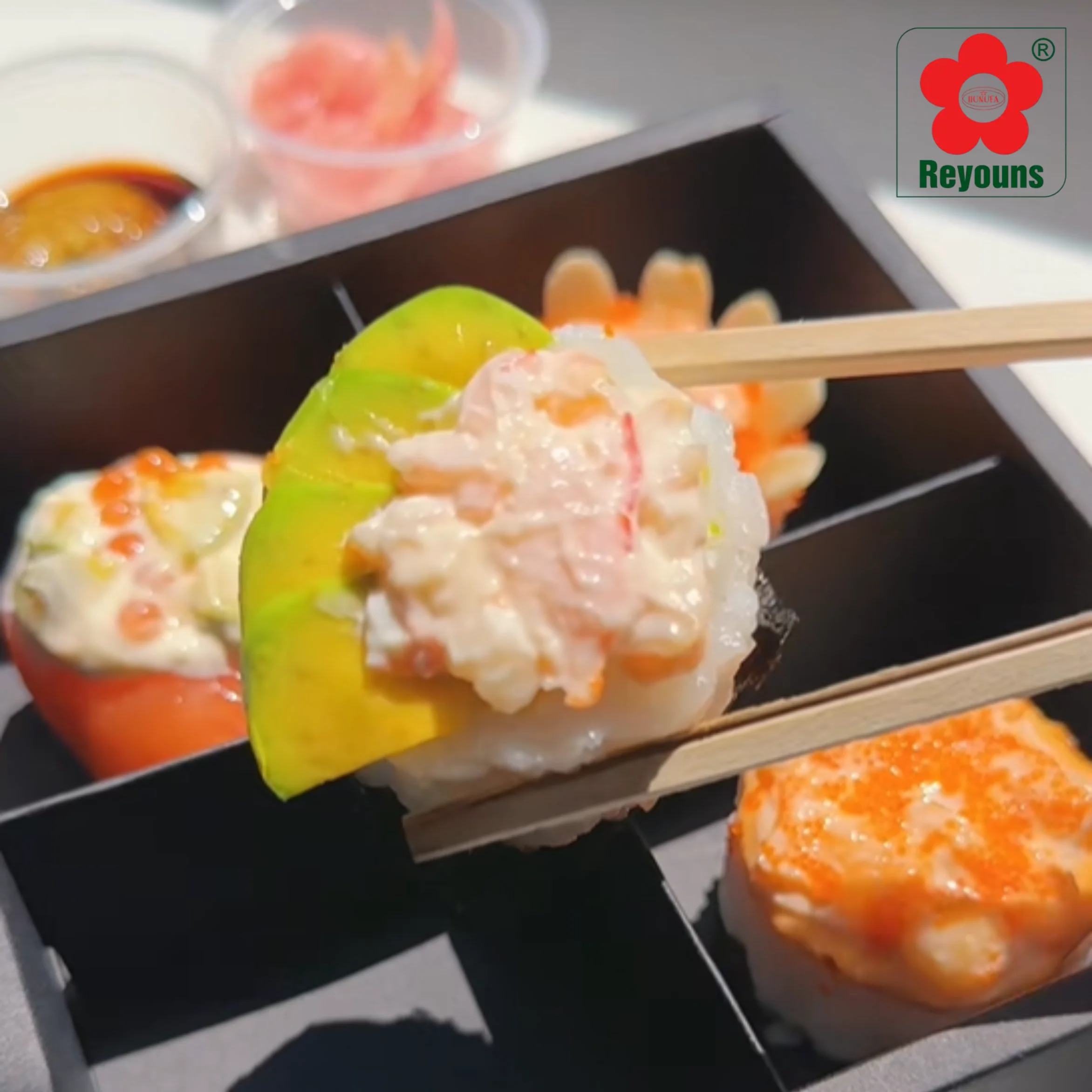 Bánh trung thu sushi có gì đặc biệt? Xu hướng mới lạ thu hút giới trẻ