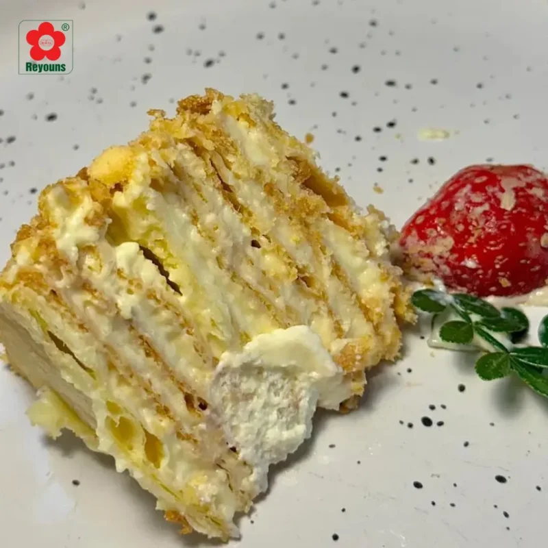 Cách làm bánh Napoleon ngàn lớp thơm ngon, siêu đơn giản ngay tại nhà