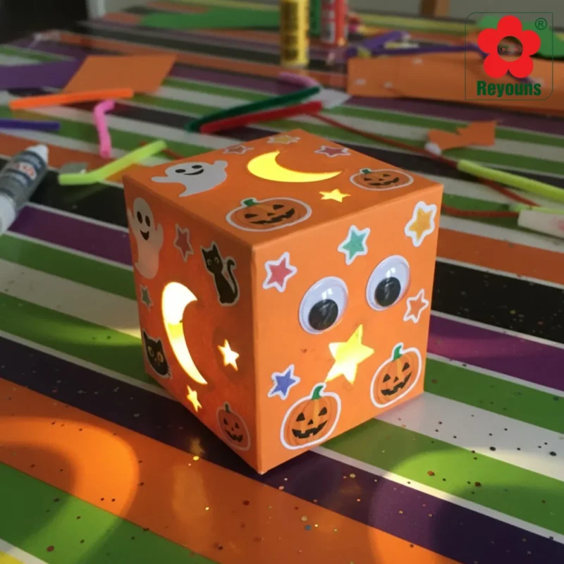 Top 7 cách làm đèn bí ngô Halloween đẹp, cực chất, dễ làm tại nhà