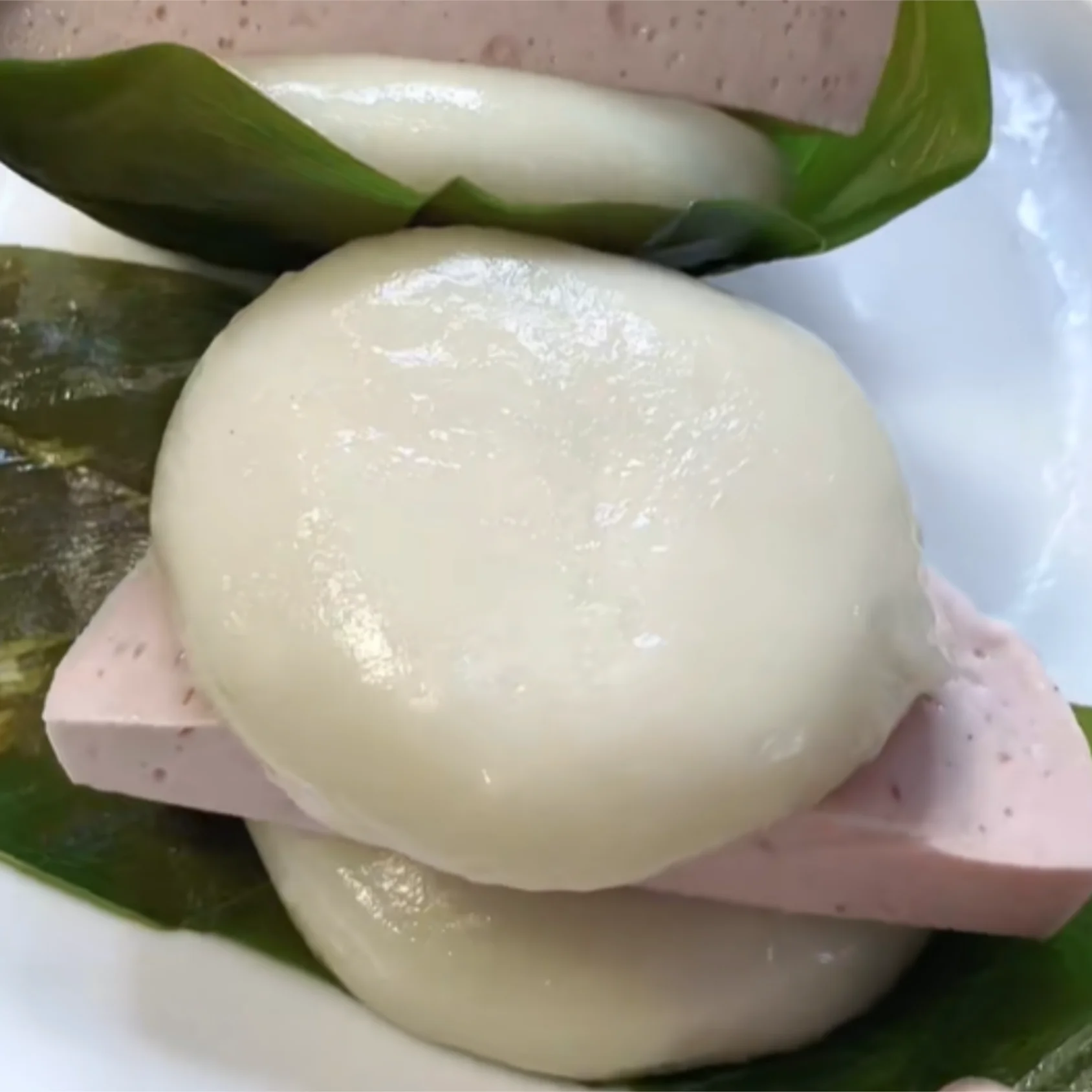 Cách làm mềm bánh dày bị cứng đơn giản mà hiệu quả tại nhà