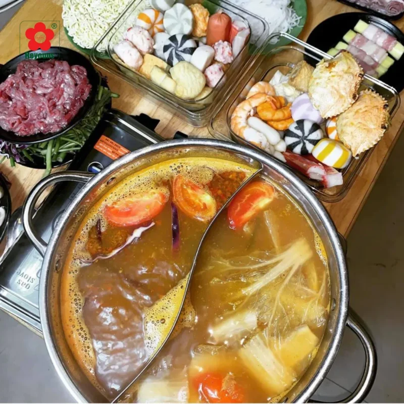 Menu mì cay Xíu quận 4 có gì đặc biệt? Review giá cả, các món best seller