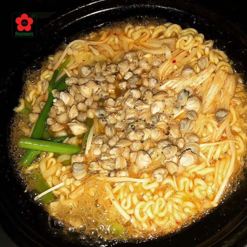 Menu mì cay Xíu quận 4 có gì đặc biệt? Review giá cả, các món best seller