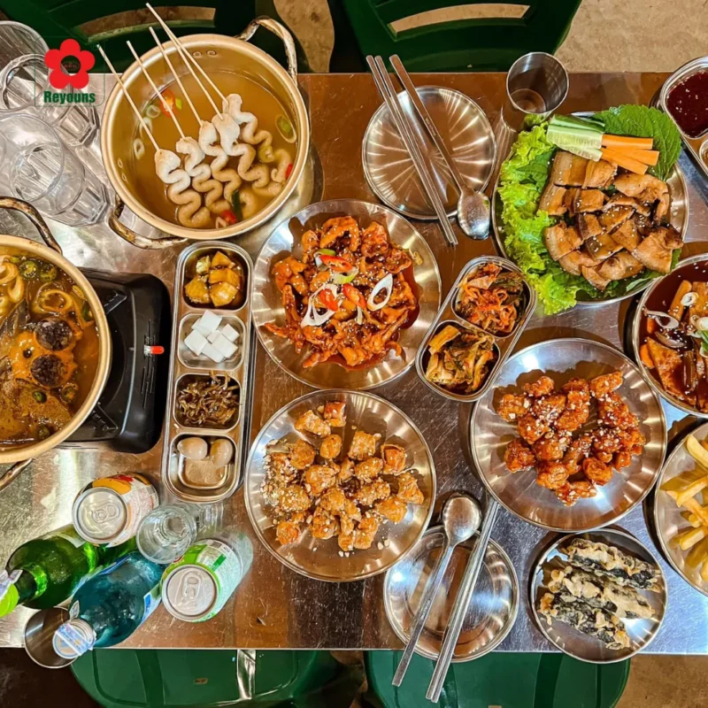 Khám phá menu Pacho Pocha mới nhất: Giá cả, không gian và review chi tiết