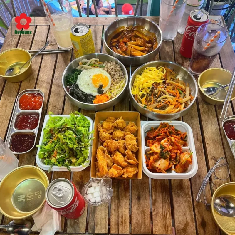 Khám phá menu Pacho Pocha mới nhất: Giá cả, không gian và review chi tiết