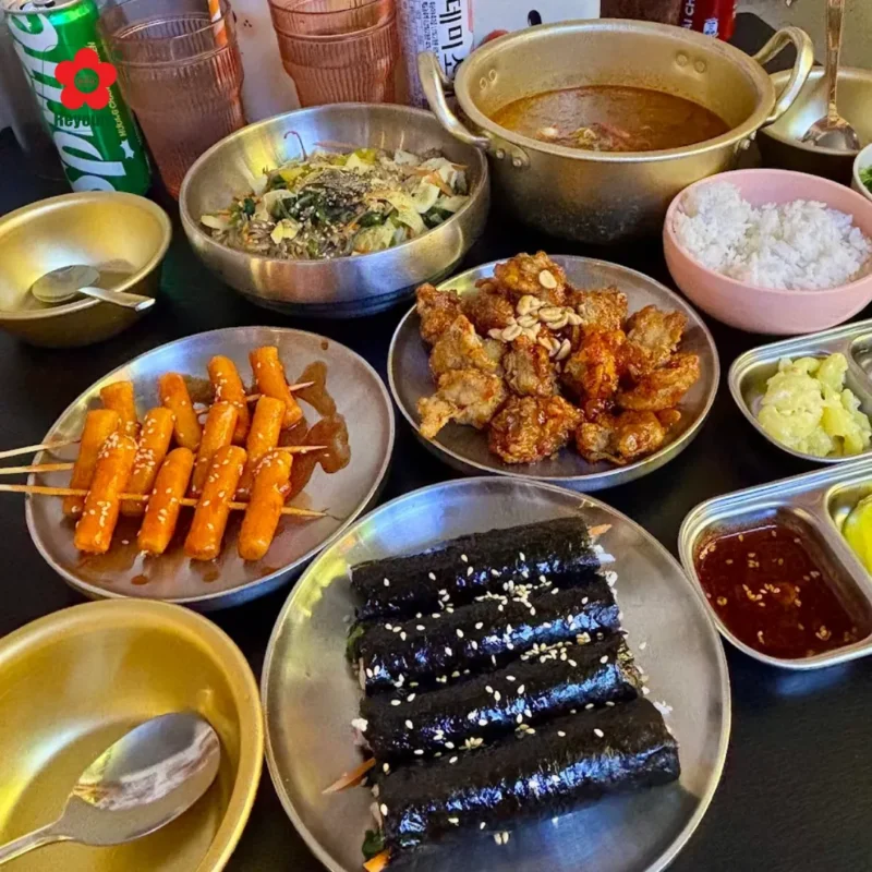 Khám phá menu Pacho Pocha mới nhất: Giá cả, không gian và review chi tiết