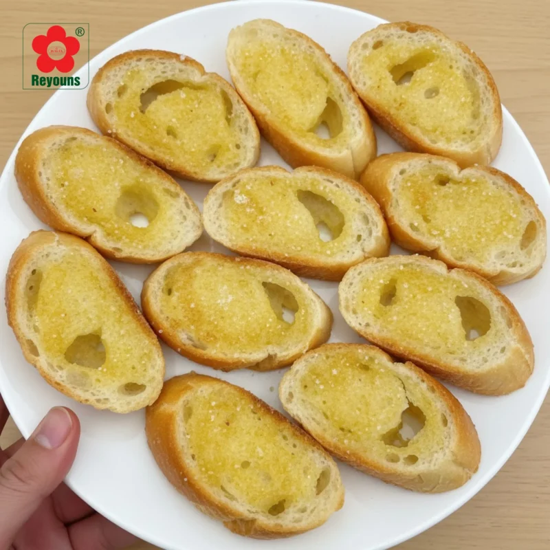 Cách làm bánh mì bơ sữa bằng chảo siêu nhanh và thơm ngon