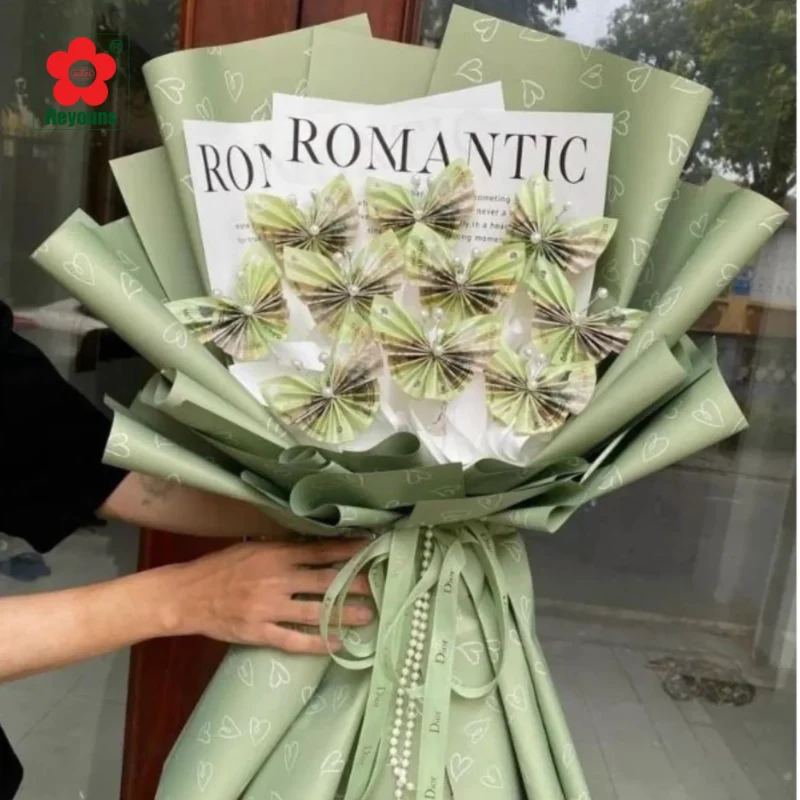 Cách làm bó hoa bằng tiền 500k đẹp mắt và độc đáo