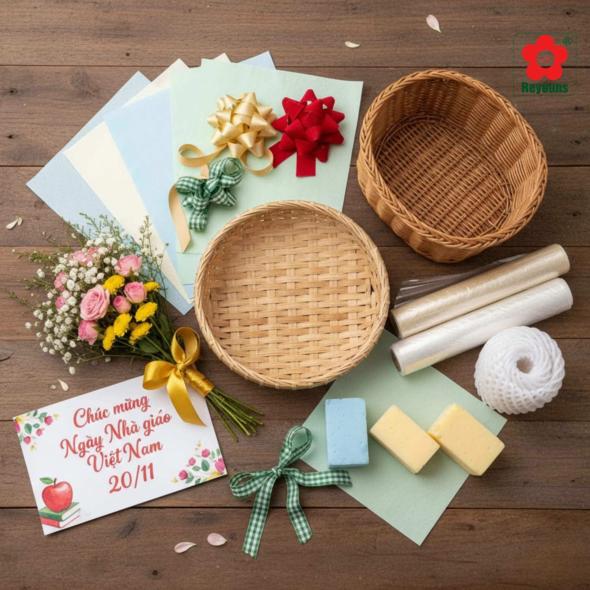 Cách làm giỏ hoa quả 20 tháng 11 đẹp, đơn giản, ý nghĩa tặng thầy cô