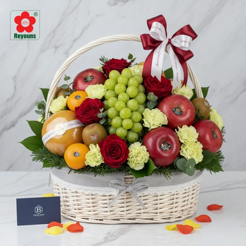 Cách làm giỏ trái cây kèm hoa đẹp, đơn giản, dễ làm tại nhà