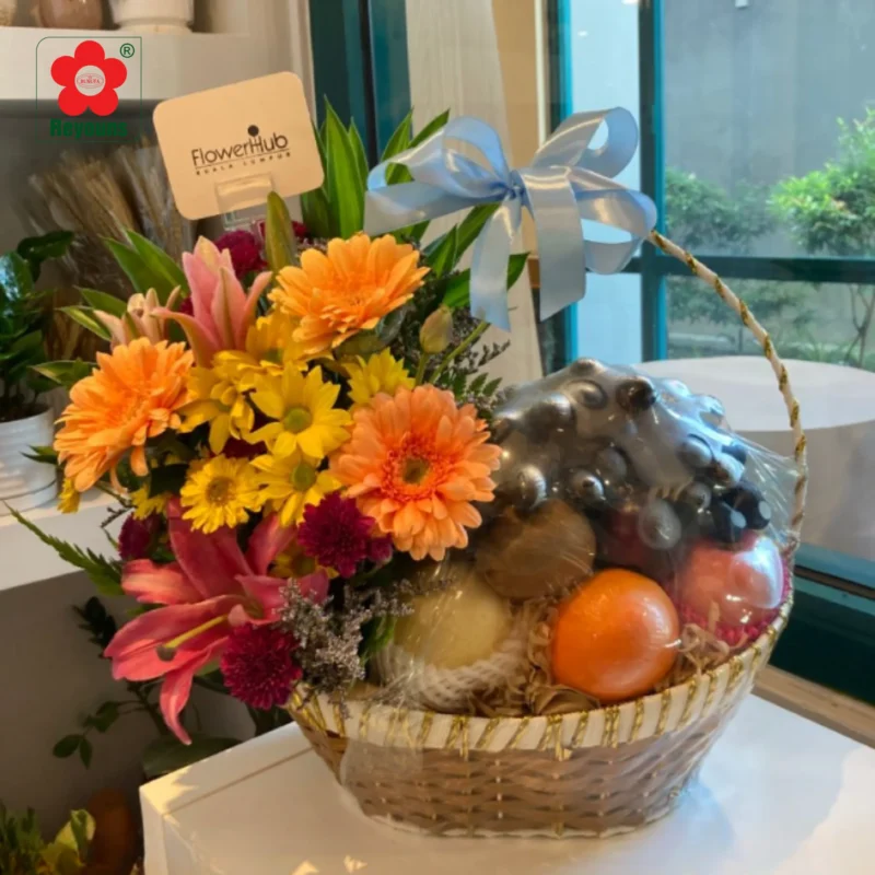 Cách làm giỏ trái cây kèm hoa đẹp, đơn giản, dễ làm tại nhà