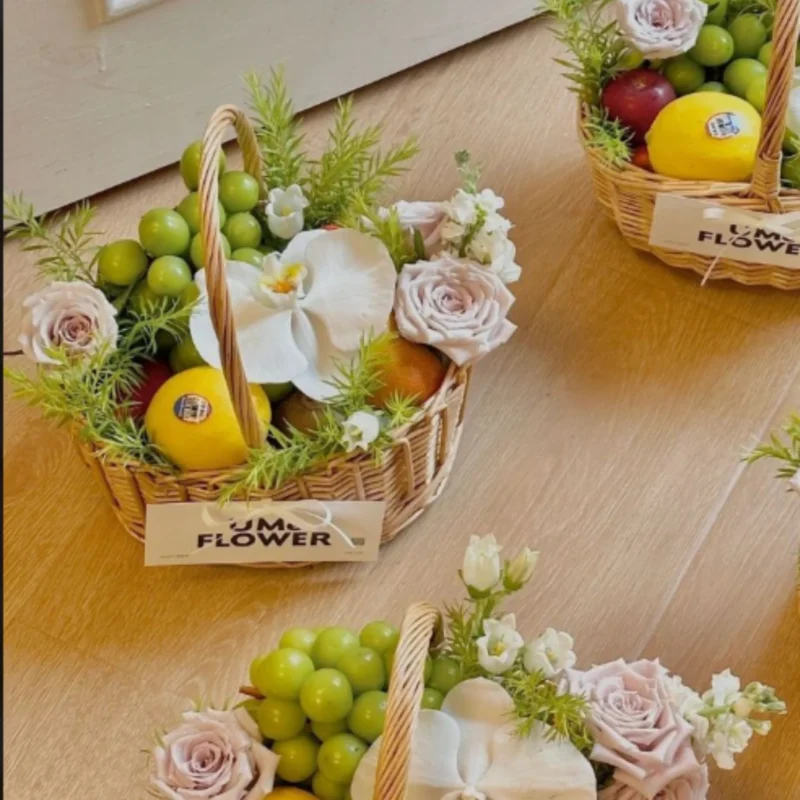 Cách làm giỏ trái cây kèm hoa đẹp, đơn giản, dễ làm tại nhà