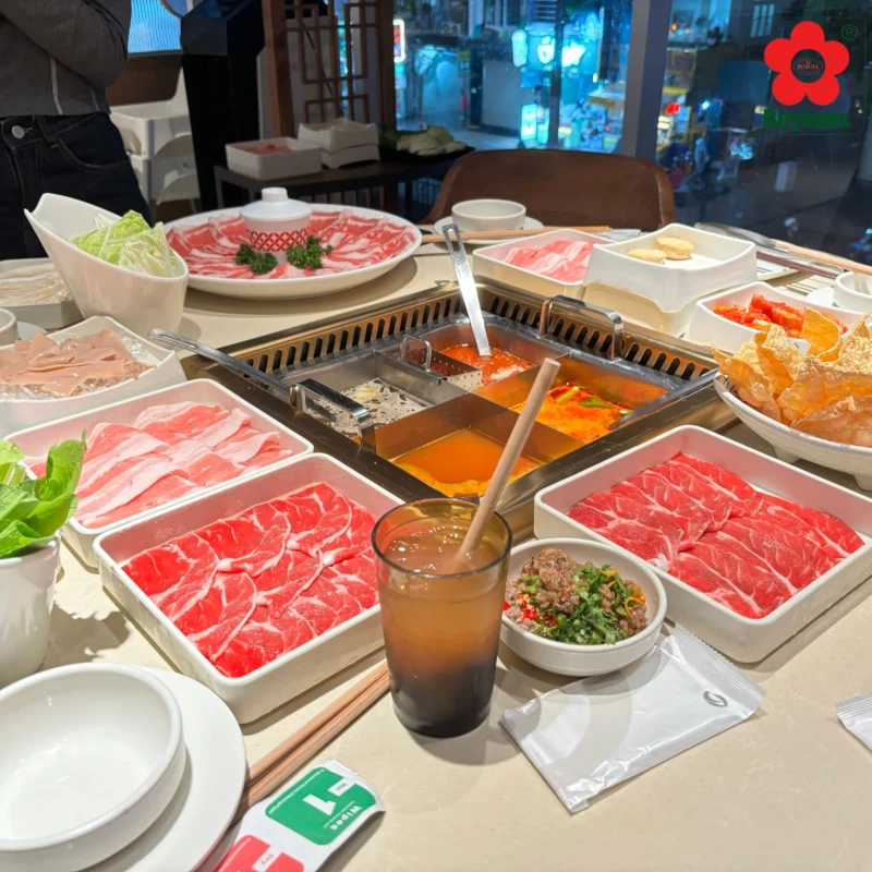 So sánh Haidilao và Manwah, Hutong: Nhà hàng lẩu nào đáng thử nhất?