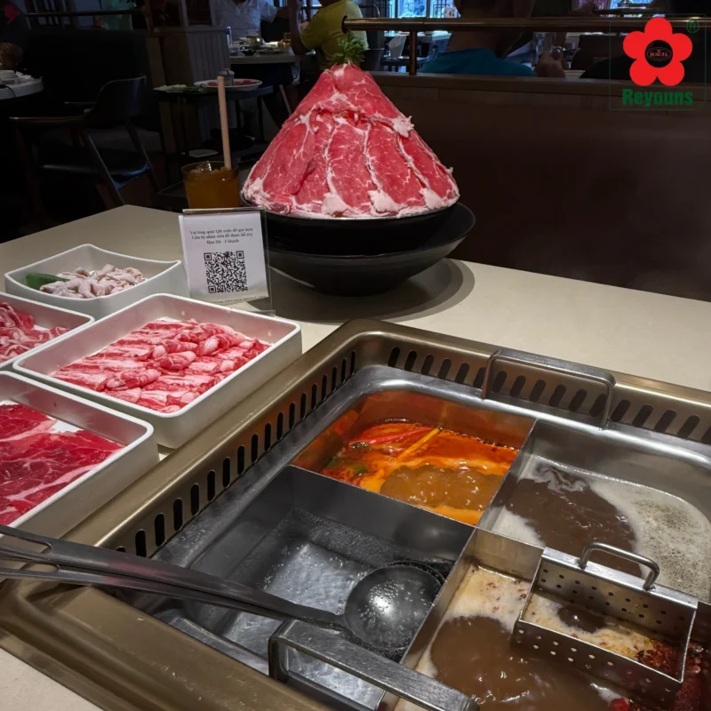 So sánh Haidilao và Manwah, Hutong: Nhà hàng lẩu nào đáng thử nhất?