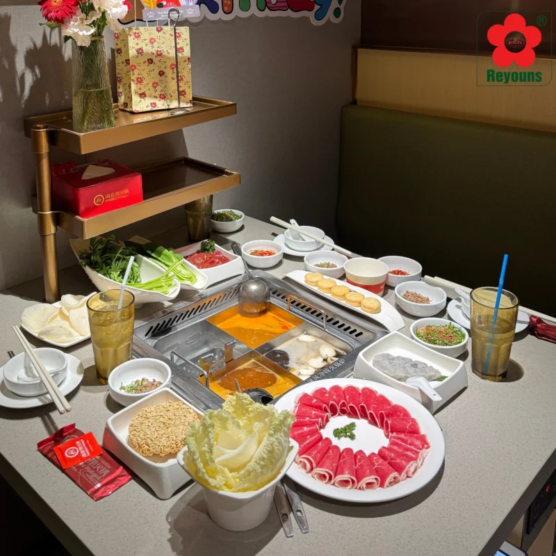 So sánh Haidilao và Manwah, Hutong: Nhà hàng lẩu nào đáng thử nhất?