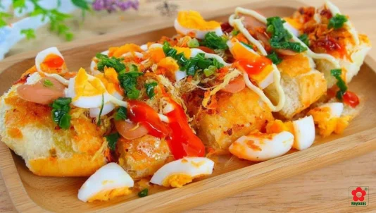 Cách làm bánh mì nướng muối ớt sốt bơ thơm béo, cay mặn