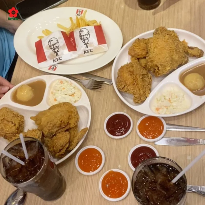 50+ Hình ảnh gà rán KFC giòn rụm, vàng ươm hấp dẫn