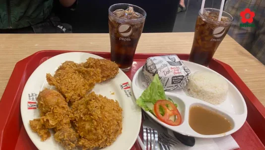 50+ Hình ảnh gà rán KFC giòn rụm, vàng ươm hấp dẫn
