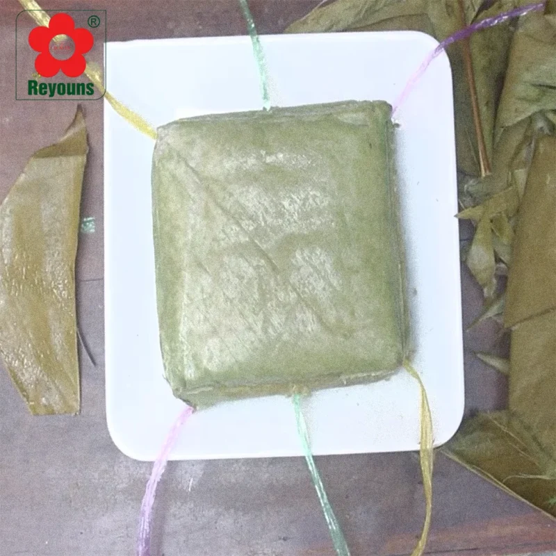 Cách làm pizza bánh chưng giòn rụm, chữa ngán sau Tết