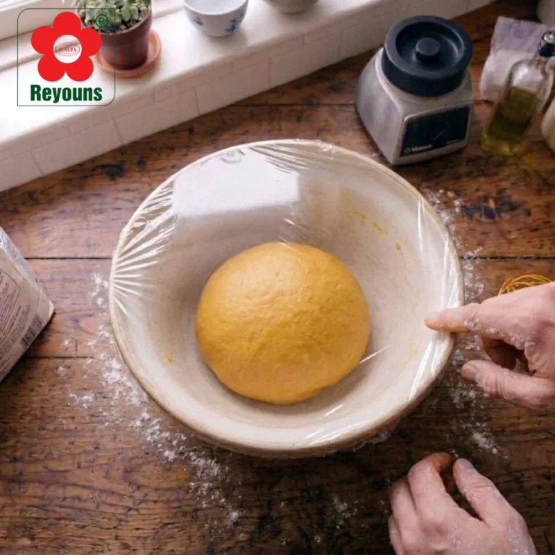 Cách làm bánh gấc bằng bột mì thơm ngon, đơn giản tại nhà