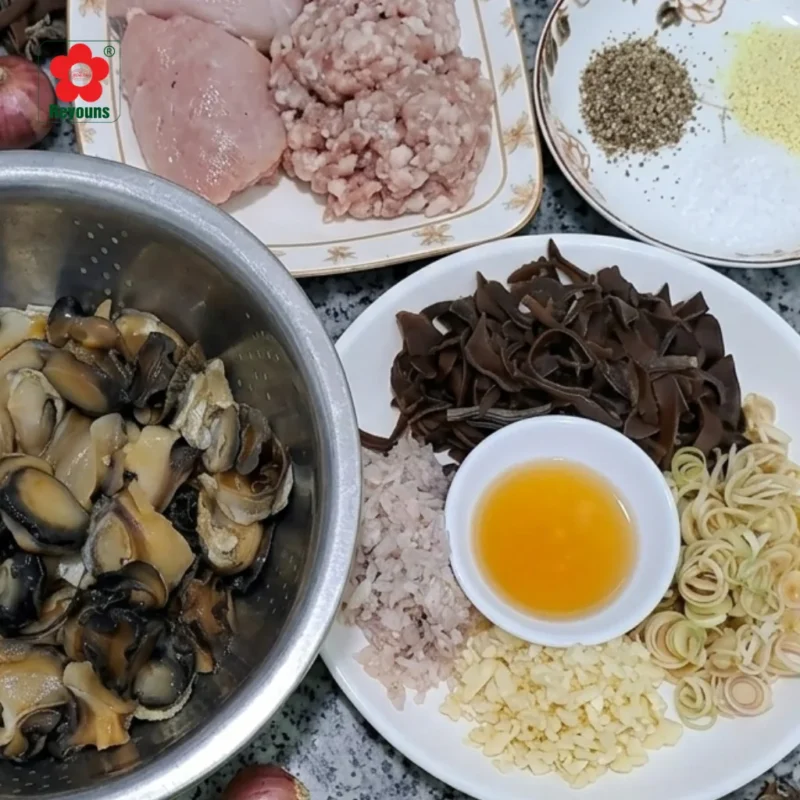 Cách làm chả ốc lá lốt hấp giấy bạc ngon, giòn dai tại nhà