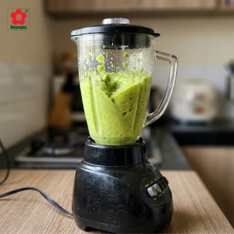 Cách làm sinh tố bơ dừa non ngon béo ngậy, uống là ghiền