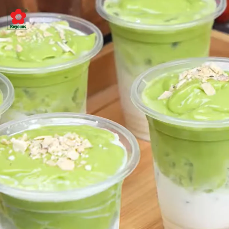 Cách làm sinh tố bơ dừa non ngon béo ngậy, uống là ghiền