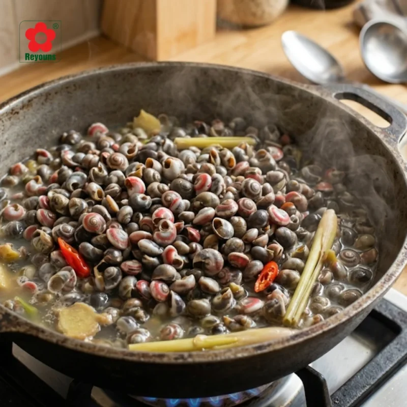 Cách luộc ốc ruốc không bị thụt dễ làm, ai cũng thành công